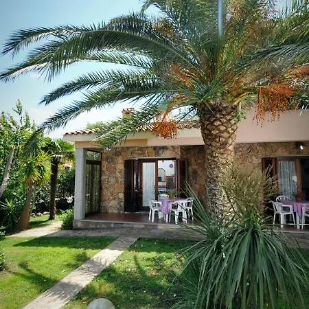 Appartamenti Villa Fiorita A San Teodoro Aparthotel San Teodoro (Sardinia)