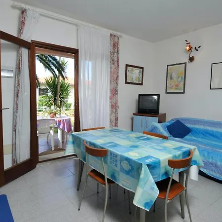 Appartamenti Villa Fiorita A San Teodoro *